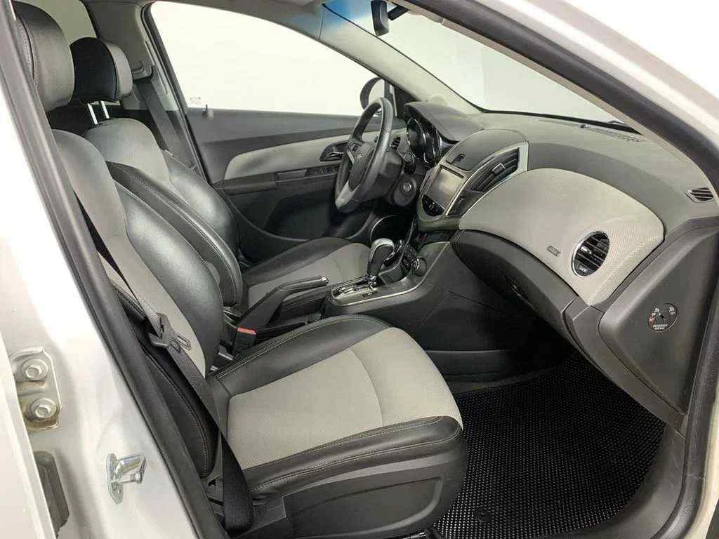 Chevrolet Cruze, Белый, 2014, Автоматическая, 140 л.с., цена от 548 170 руб.