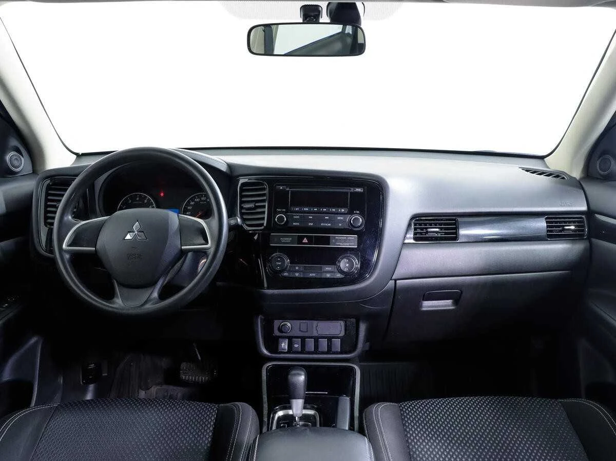 MITSUBISHI OUTLANDER, Белый, 2019, Вариатор, 146 л.с., цена от 1 087 200 руб.