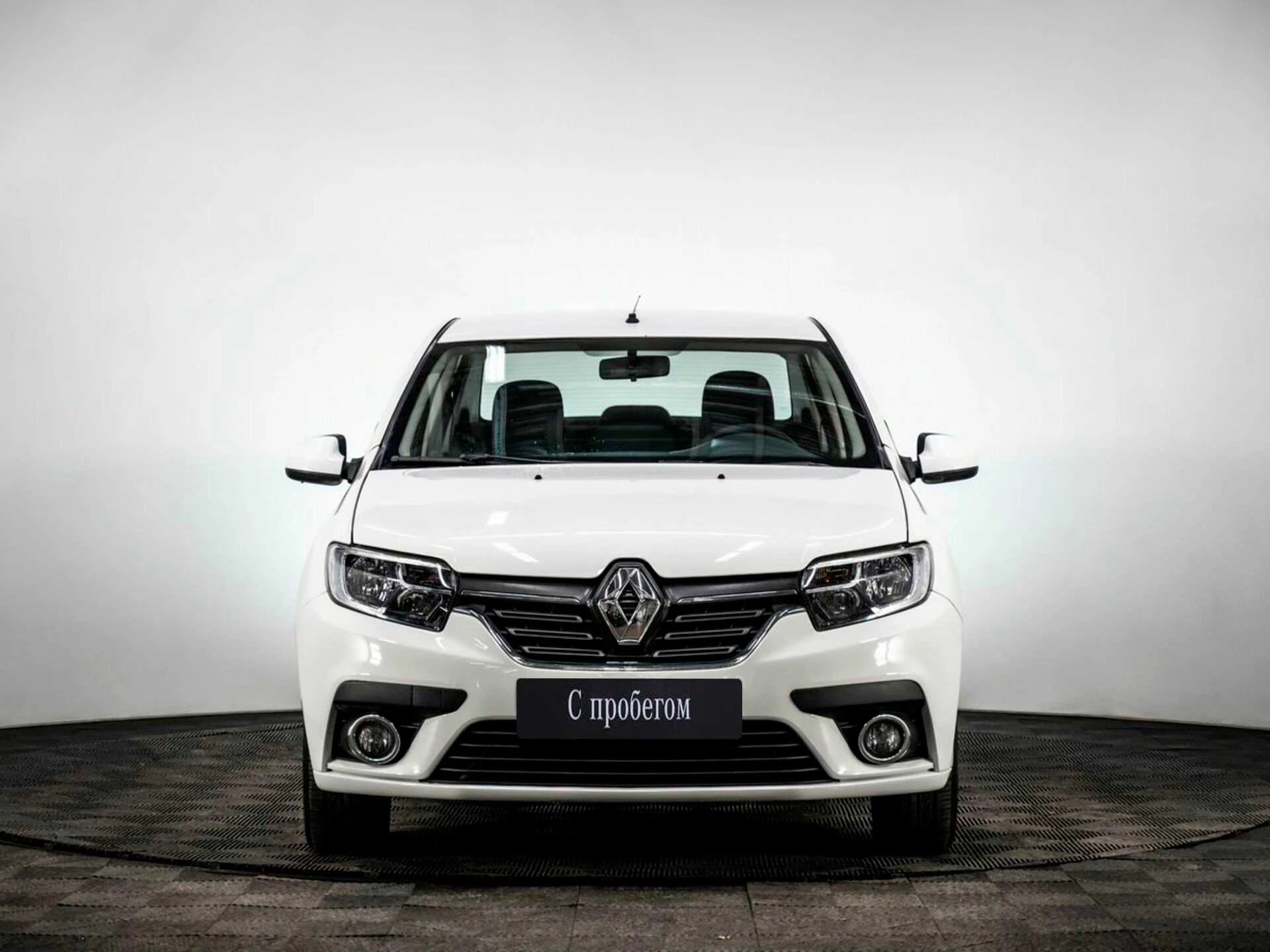 RENAULT LOGAN, Белый, 2020, Автоматическая, 102 л.с., цена от 720 000 руб.