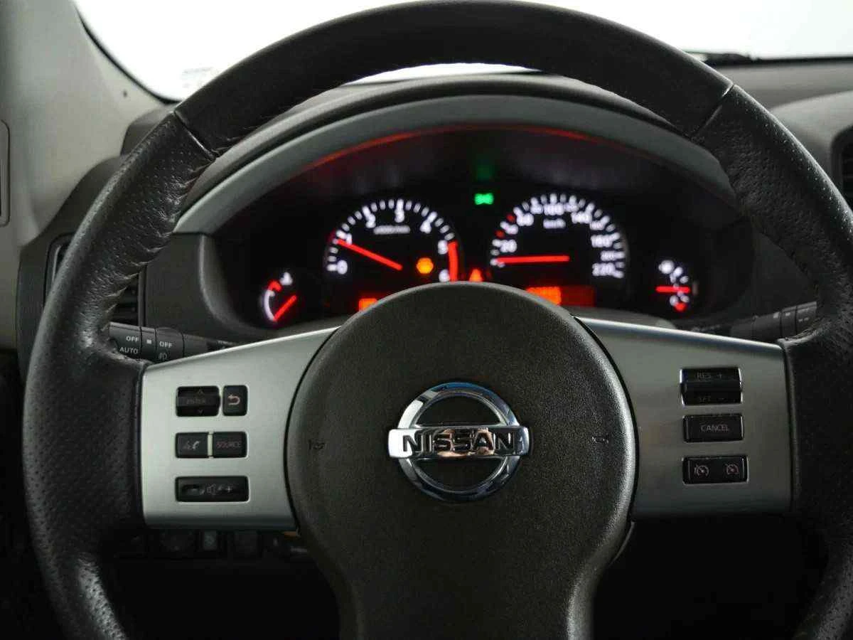 Nissan Pathfinder, Серый, 2011, Автоматическая, 231 л.с., цена от 931 000 руб.