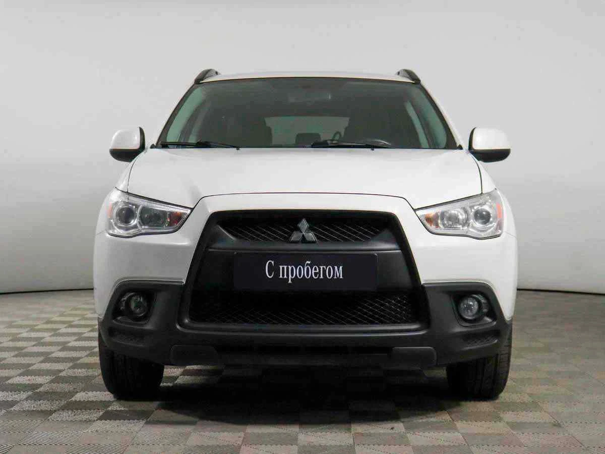 Mitsubishi ASX, Белый, 2012, Вариатор, 140 л.с., цена от 550 000 руб.