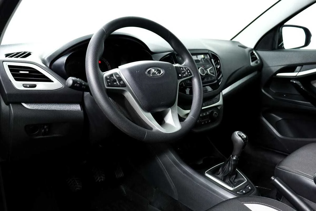 LADA VESTA SW CROSS, Серый, 2021, Механическая, 122 л.с., цена от 902 400 руб.