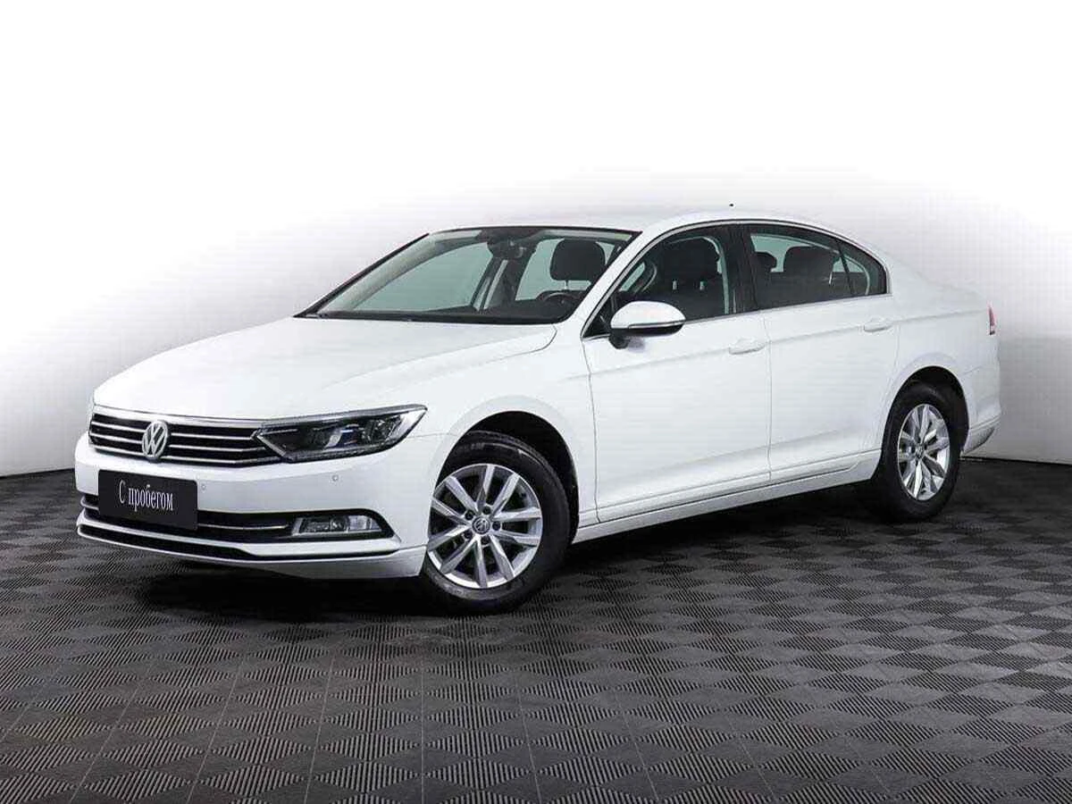 Volkswagen Passat, Белый, 2017, Робот, 150 л.с., цена от 1 210 000 руб.