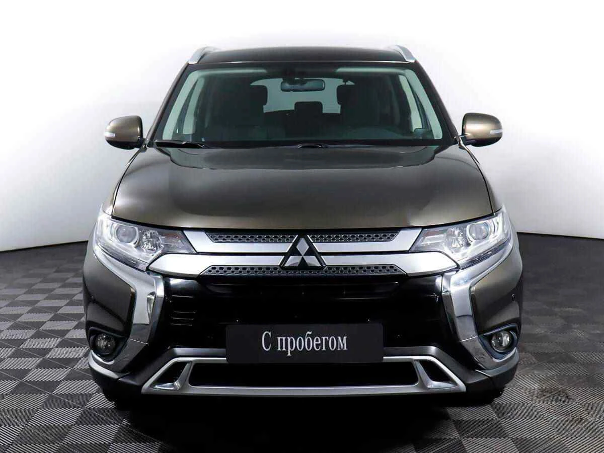 Mitsubishi Outlander, Коричневый, 2017, Автоматическая, 146 л.с., цена от 1 301 000 руб.