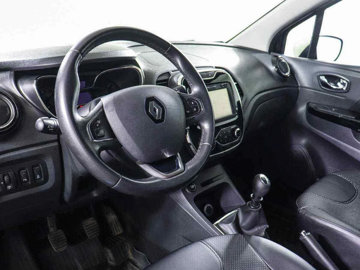 Renault Kaptur, Коричневый, 2016, Механическая, 143 л.с., цена от 760 000 руб.
