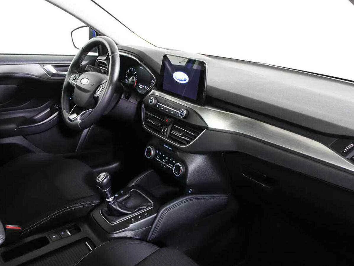Ford Focus, Синий, 2019, Механическая, 120 л.с., цена от 968 000 руб.