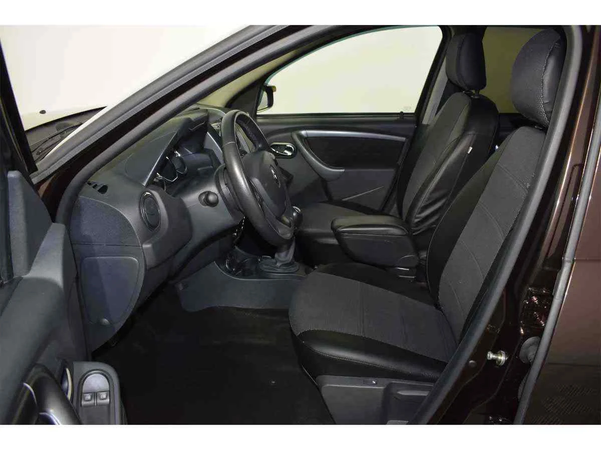 Renault Duster, Коричневый, 2018, Механическая, 143 л.с., цена от 1 284 000 руб.