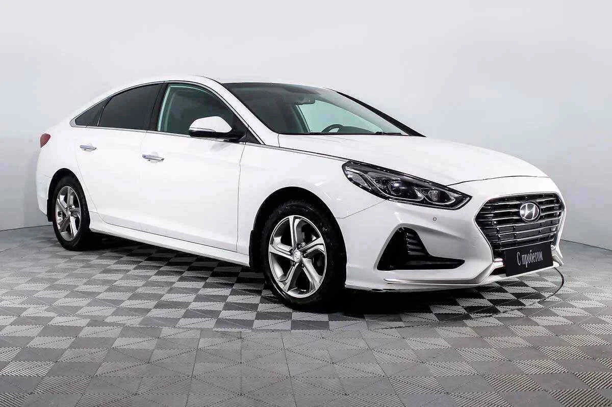 Hyundai Sonata, Белый, 2019, Автоматическая, 150 л.с., цена от 1 315 000 руб.