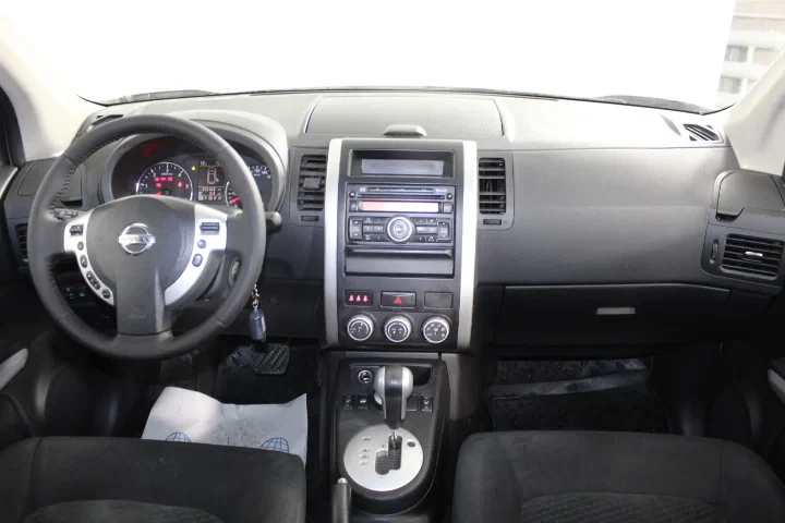 Nissan X-Trail, Бежевый, 2012, Автоматическая, 150 л.с., цена от 649 500 руб.