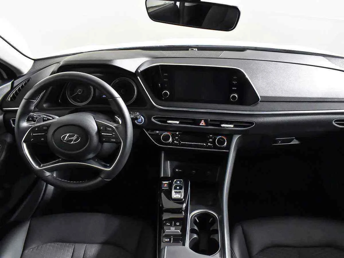 Hyundai Sonata, Белый, 2021, Автоматическая, 150 л.с., цена от 1 847 000 руб.