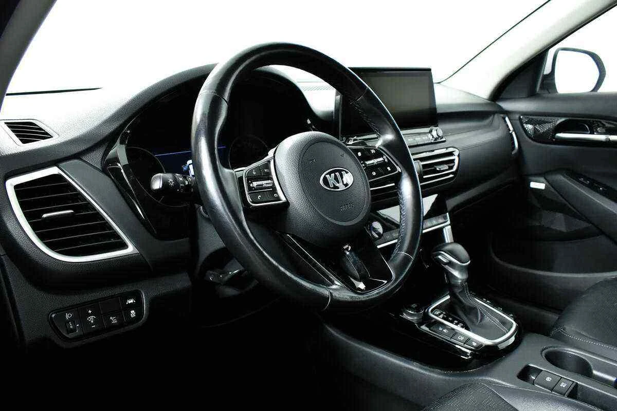 KIA Seltos, Белый, 2020, Вариатор, 149 л.с., цена от 1 688 000 руб.