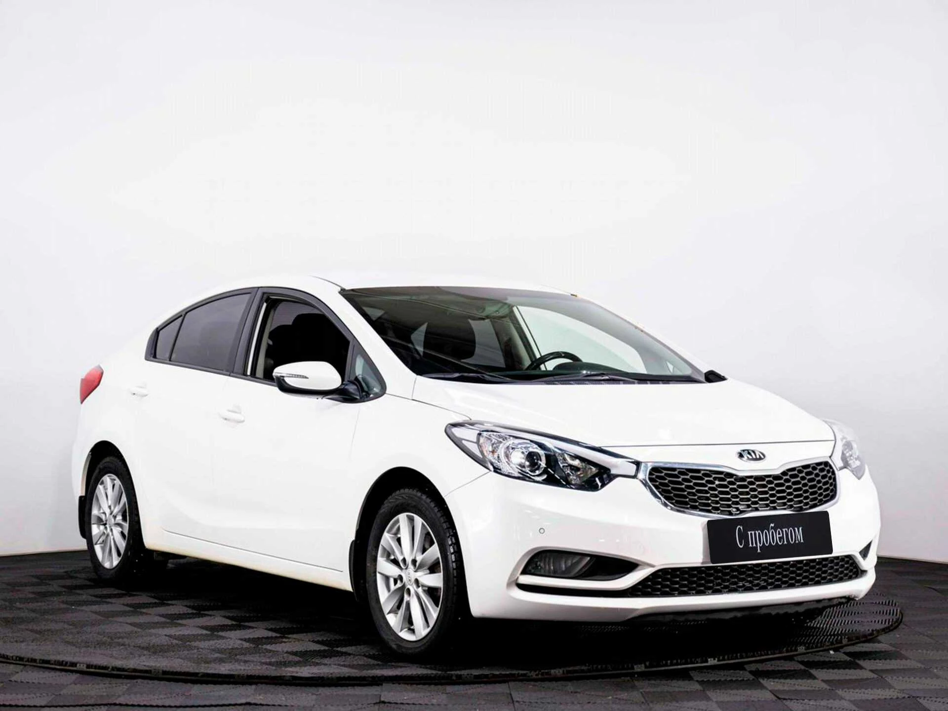 KIA CERATO, Белый, 2015, Автоматическая, 150 л.с., цена от 1 008 000 руб.