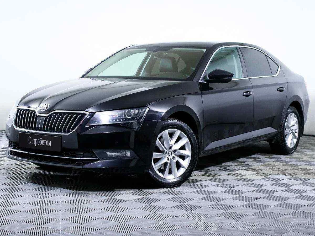 Skoda Superb, Черный, 2018, Робот, 150 л.с., цена от 1 460 000 руб.