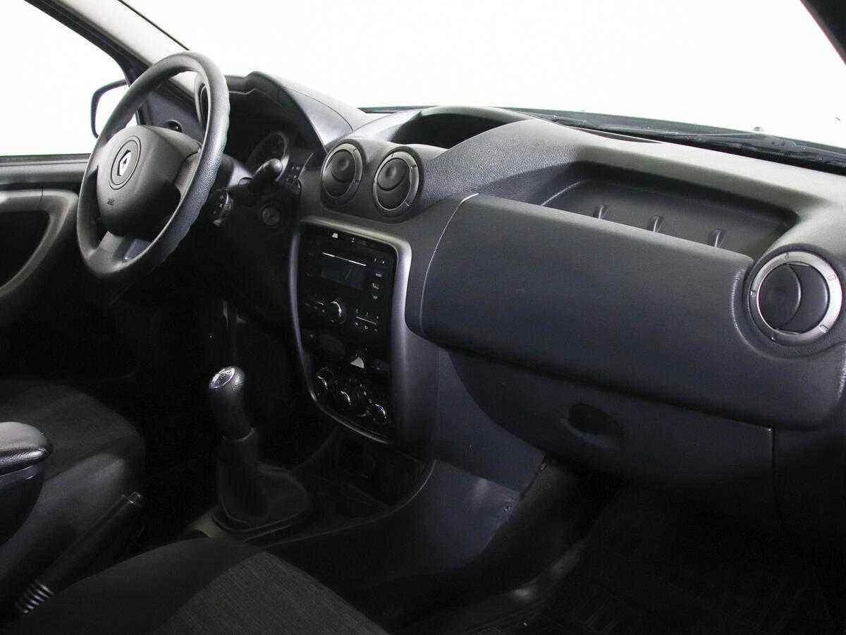 Renault Duster, Серый, 2013, Механическая, 114 л.с., цена от 537 000 руб.