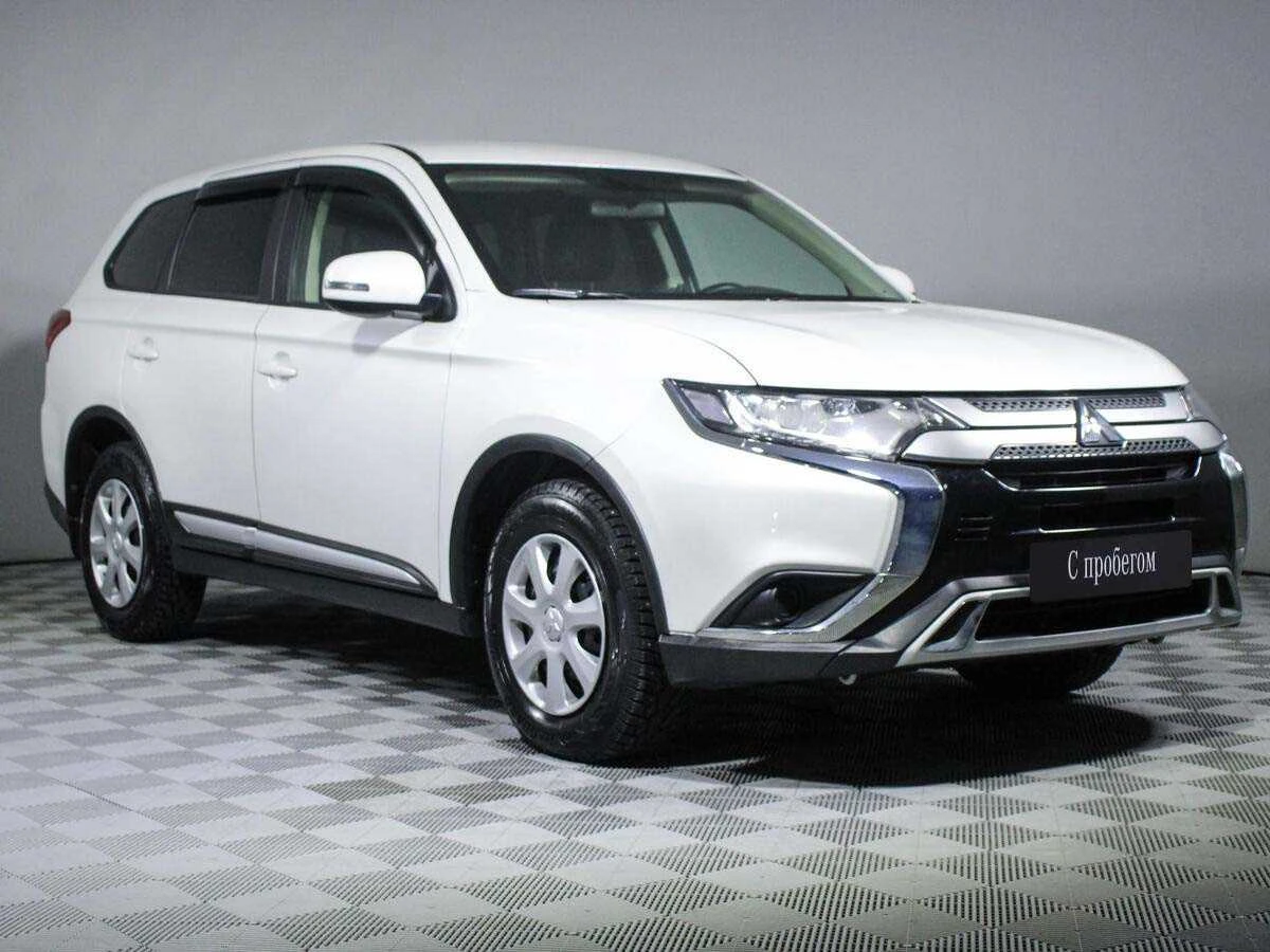 MITSUBISHI OUTLANDER, Белый, 2020, Вариатор, 146 л.с., цена от 1 276 800 руб.