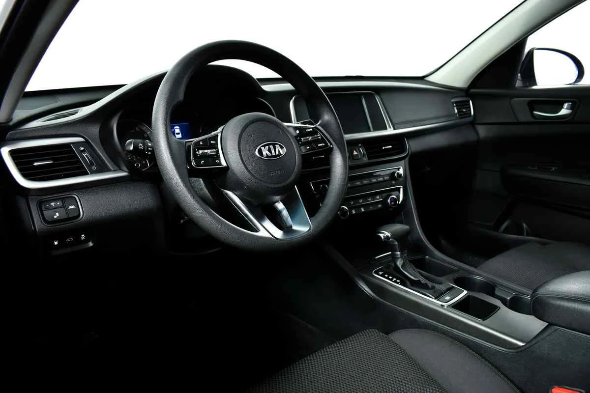 KIA Optima, Серебряный, 2019, Автоматическая, 188 л.с., цена от 1 300 000 руб.