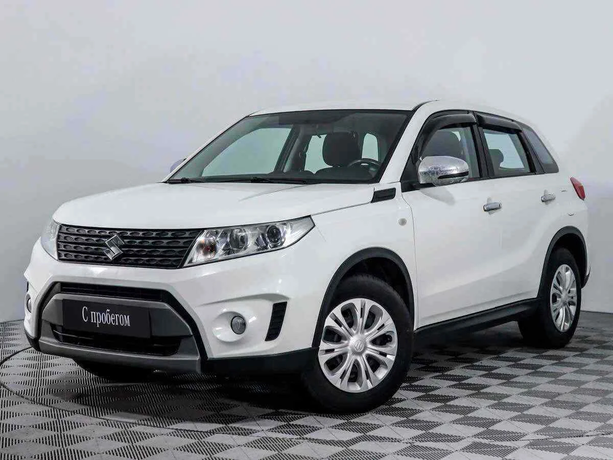 Suzuki Vitara, Белый, 2016, Механическая, 117 л.с., цена от 1 051 000 руб.