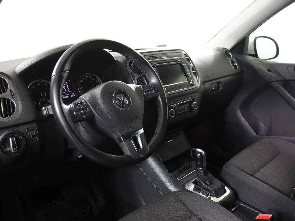 Volkswagen Tiguan, Белый, 2014, Робот, 150 л.с., цена от 857 000 руб.