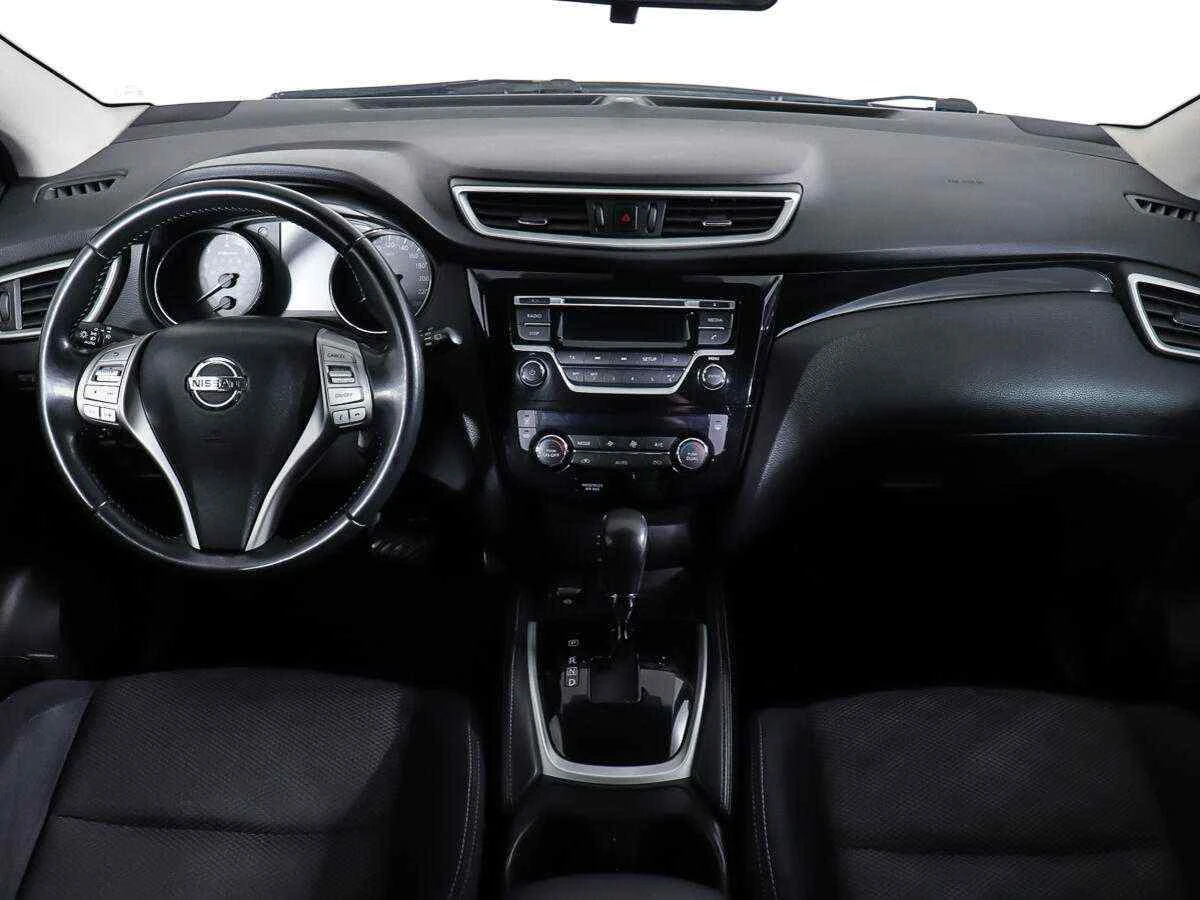 Nissan Qashqai, Белый, 2015, Вариатор, 144 л.с., цена от 895 000 руб.