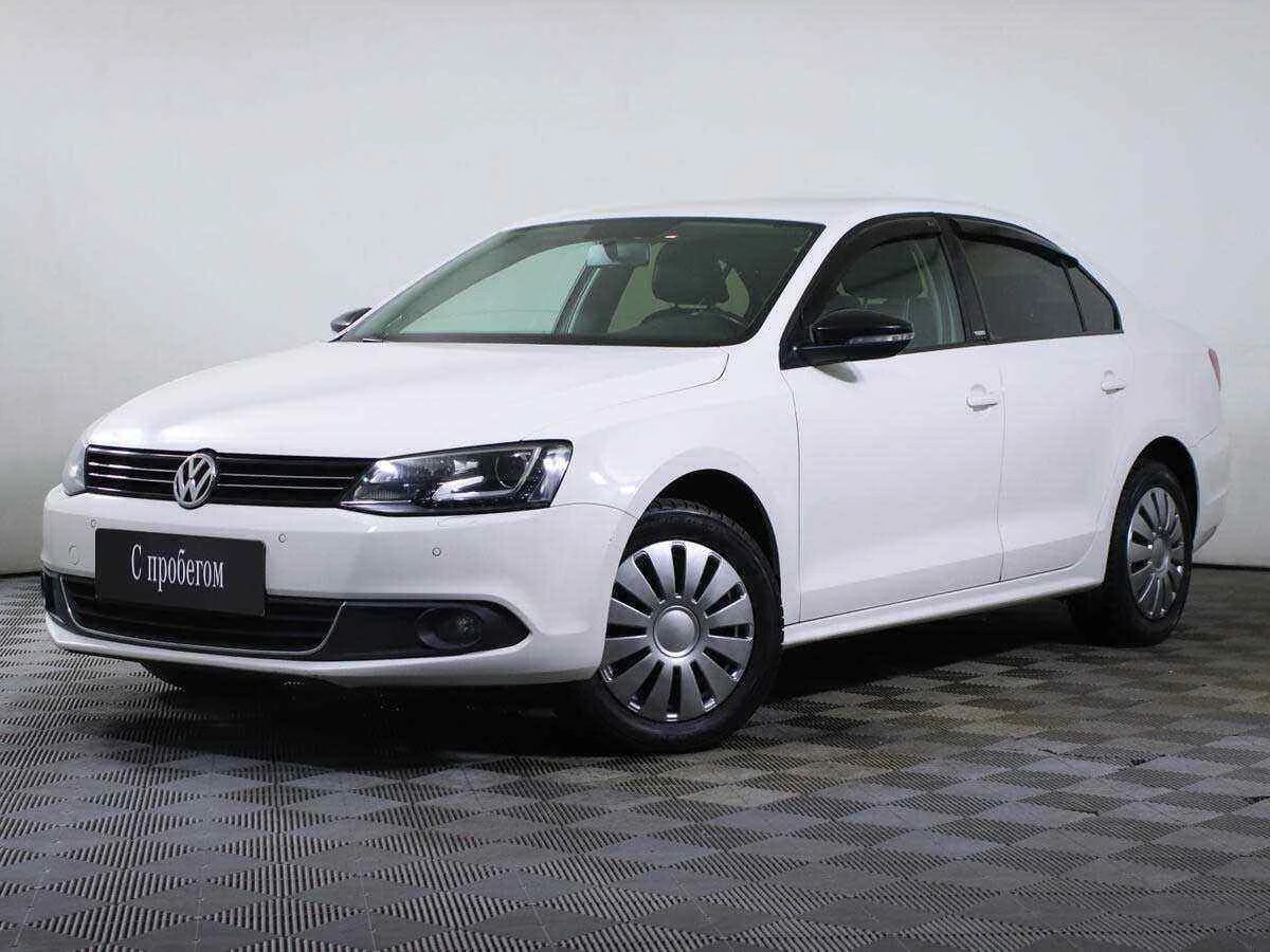 Volkswagen Jetta, Белый, 2013, Робот, 122 л.с., цена от 505 000 руб.