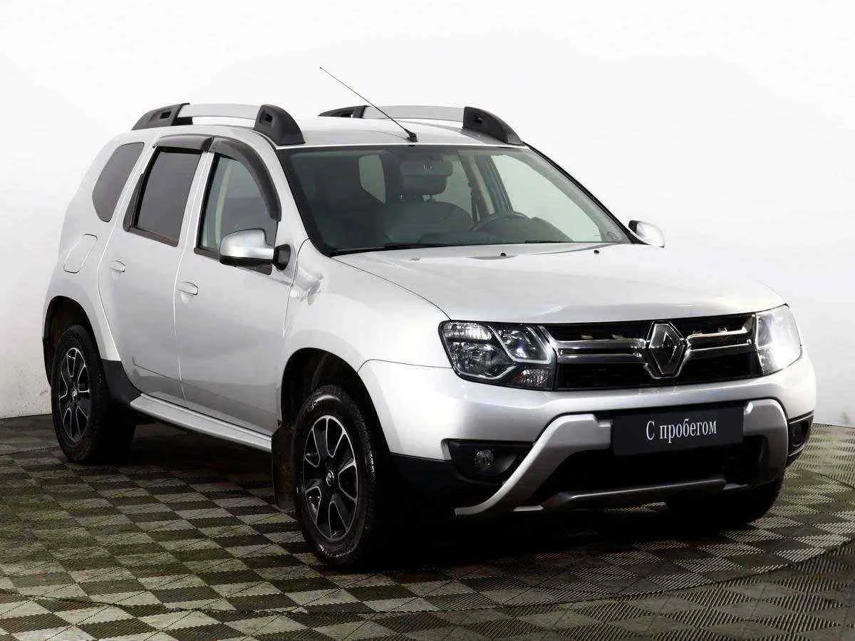 Renault Duster, Серебряный, 2017, Механическая, 109 л.с., цена от 1 032 000 руб.