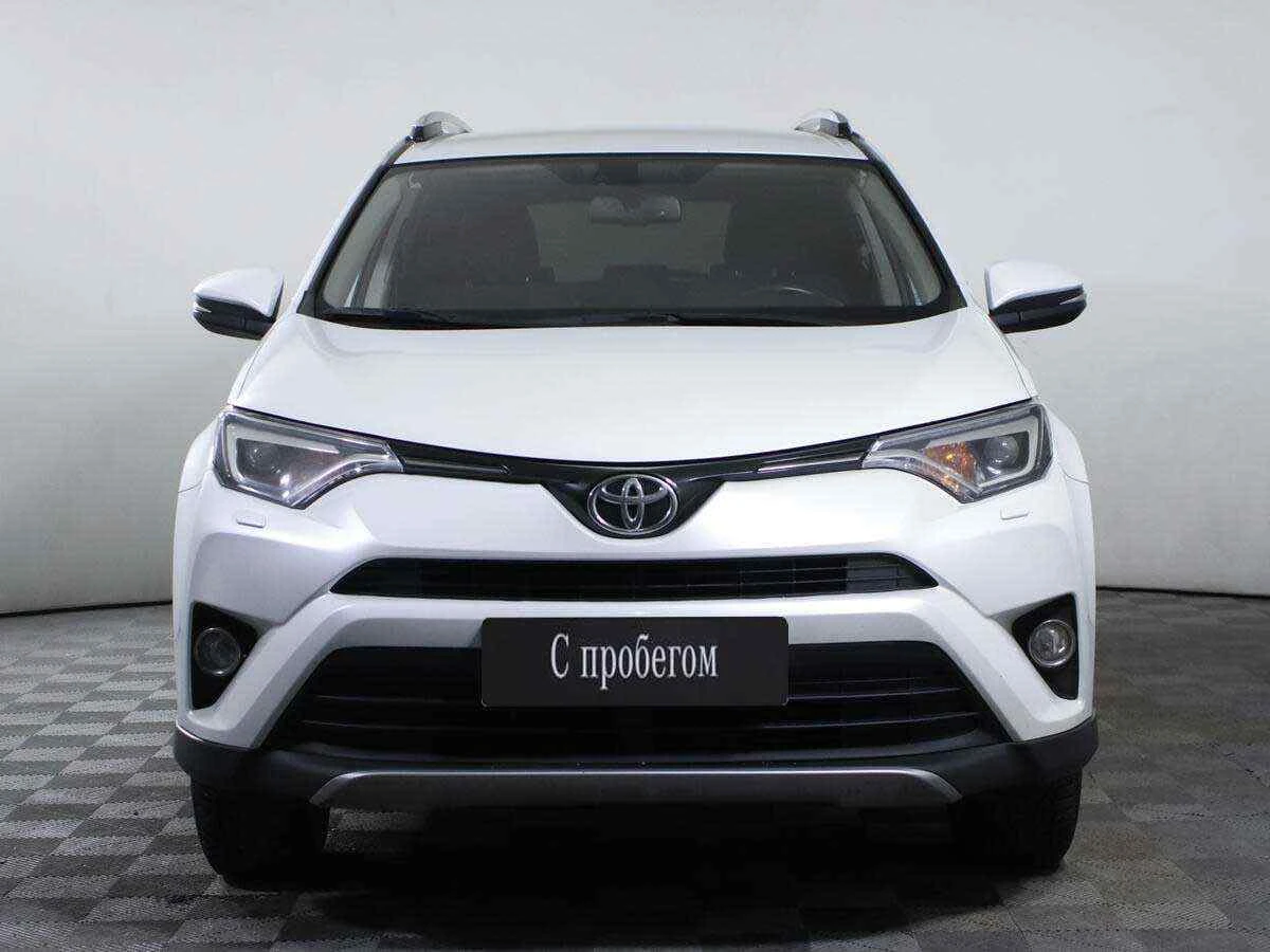 Toyota RAV 4, Белый, 2018, Вариатор, 146 л.с., цена от 1 674 000 руб.