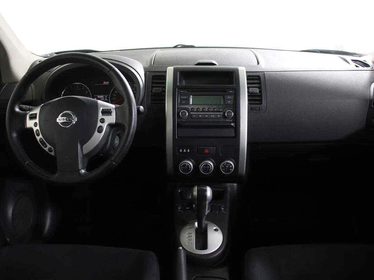 Nissan X-Trail, Серый, 2013, Вариатор, 141 л.с., цена от 815 000 руб.