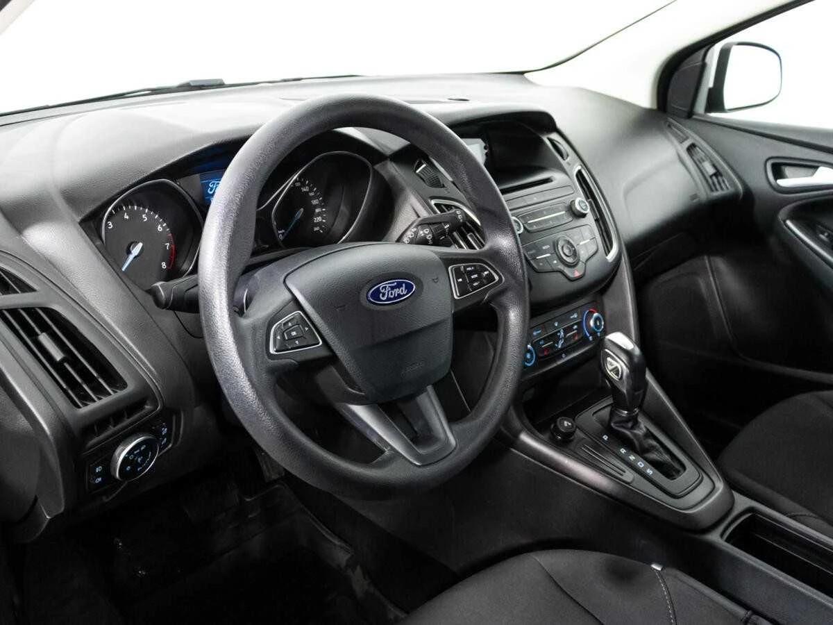 FORD FOCUS, Белый, 2018, Робот, 105 л.с., цена от 944 000 руб.