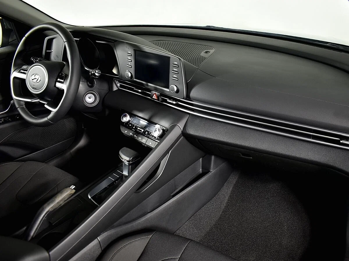 Hyundai Elantra, Серый, 2021, Автоматическая, 128 л.с., цена от 1 799 000 руб.