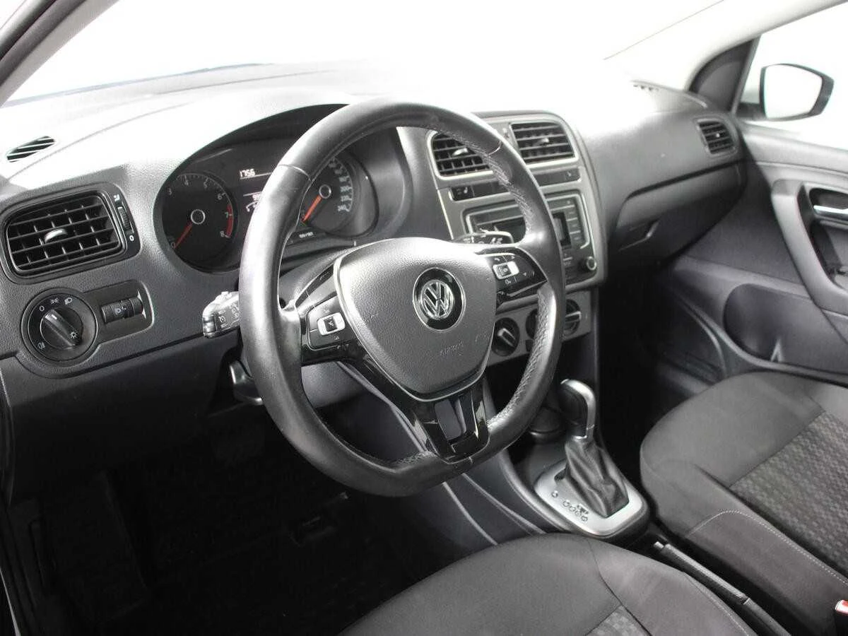 VOLKSWAGEN POLO, Белый, 2018, Автоматическая, 110 л.с., цена от 736 000 руб.