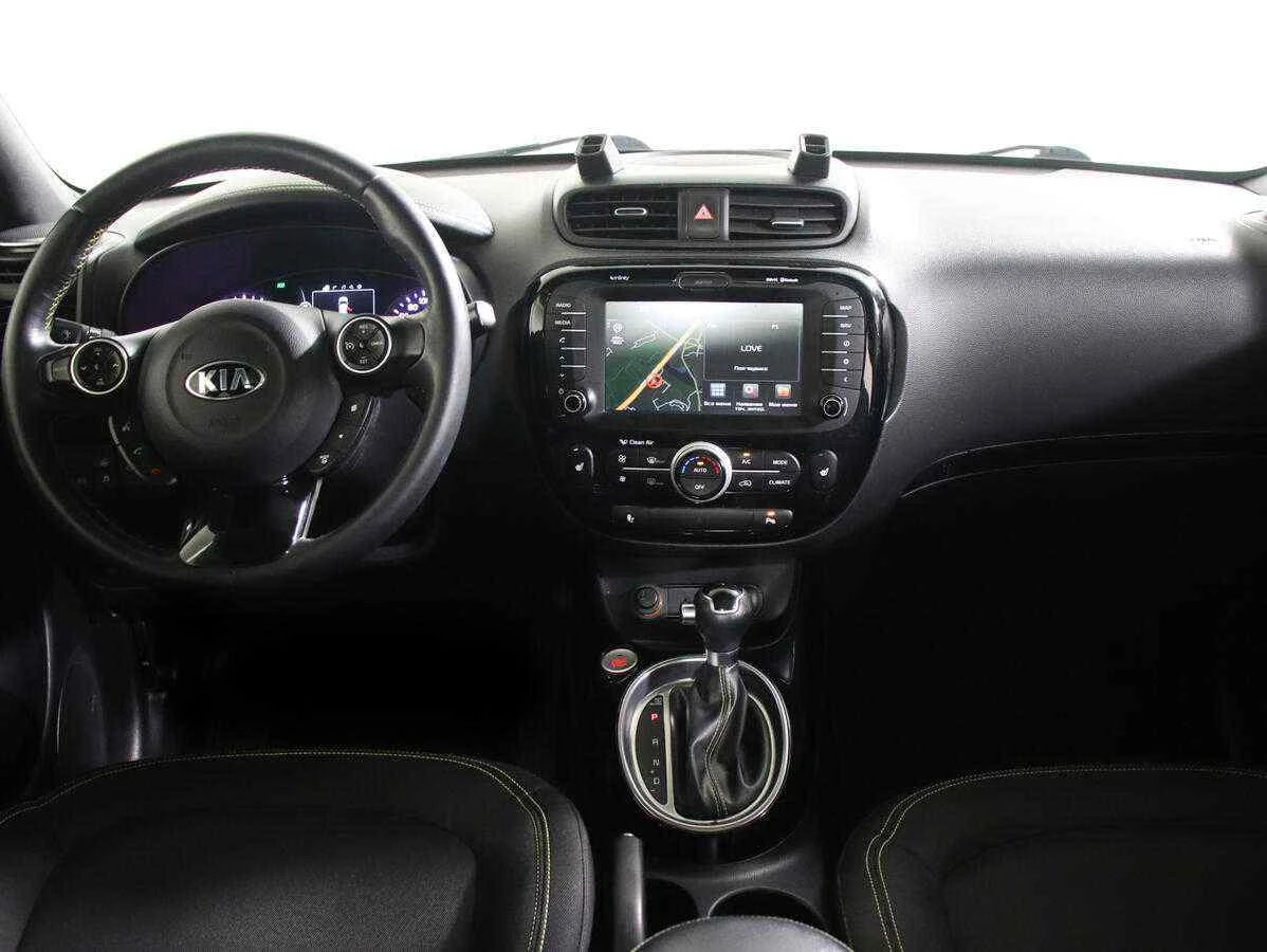 KIA Soul, Черный, 2015, Автоматическая, 124 л.с., цена от 940 000 руб.