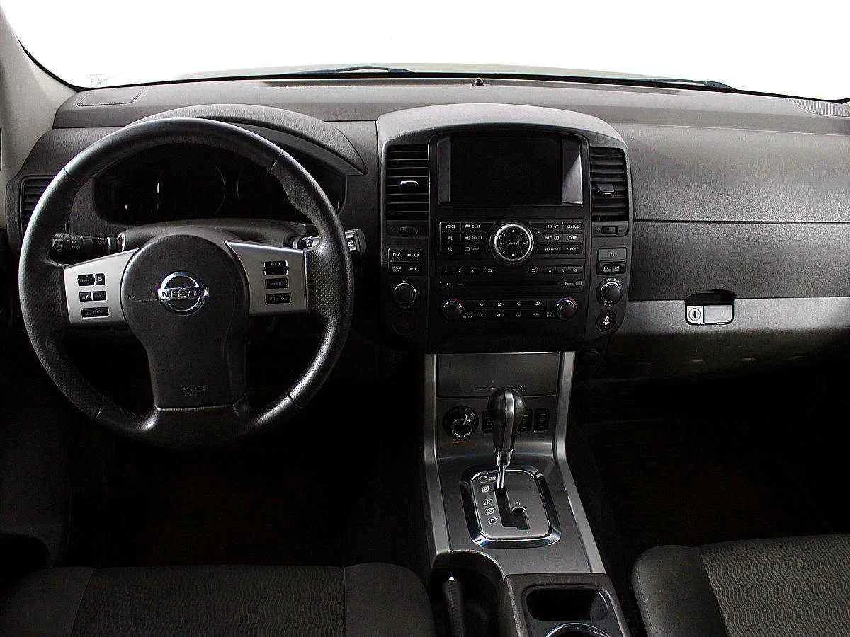 Nissan Pathfinder, Серый, 2012, Автоматическая, 190 л.с., цена от 1 180 000 руб.
