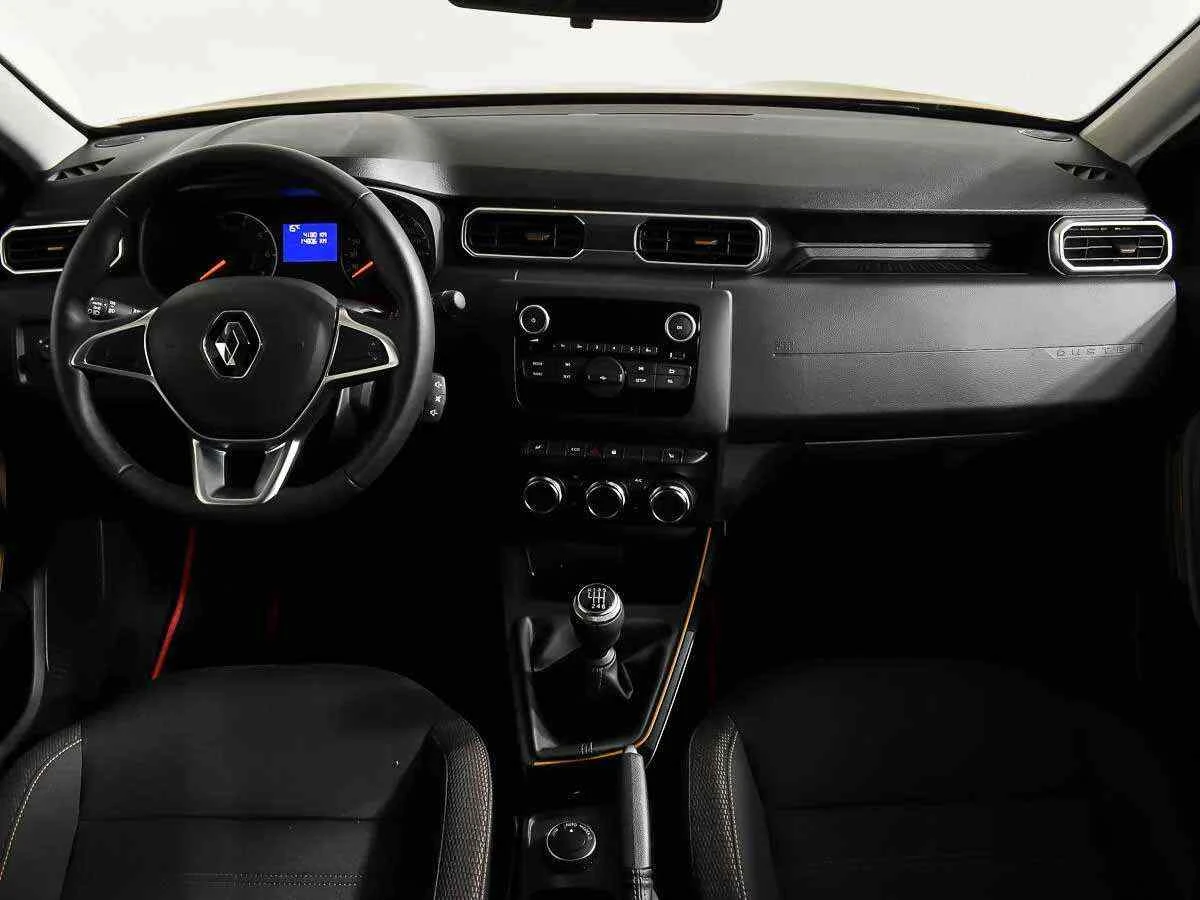 Renault Duster, Оранжевый, 2021, Механическая, 109 л.с., цена от 2 153 000 руб.
