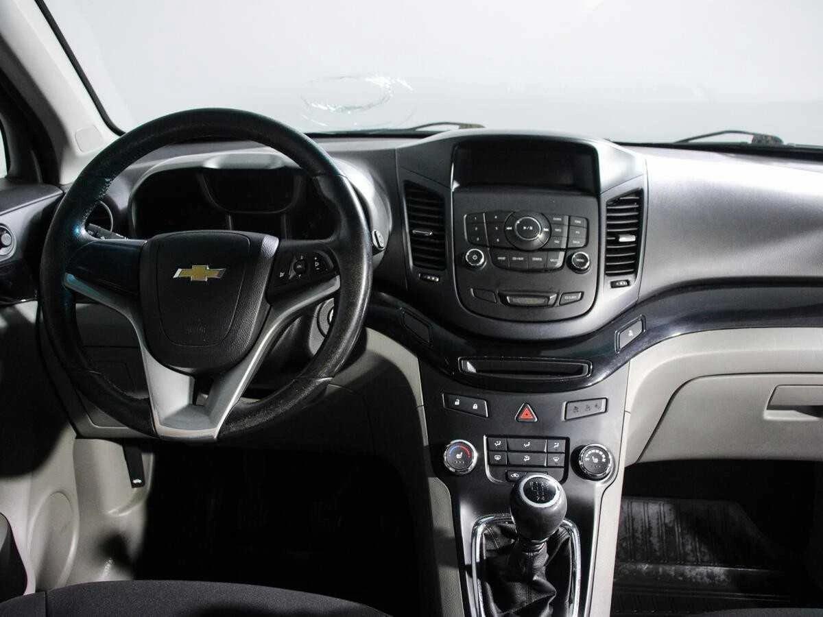 CHEVROLET ORLANDO, Белый, 2014, Механическая, 141 л.с., цена от 754 400 руб.