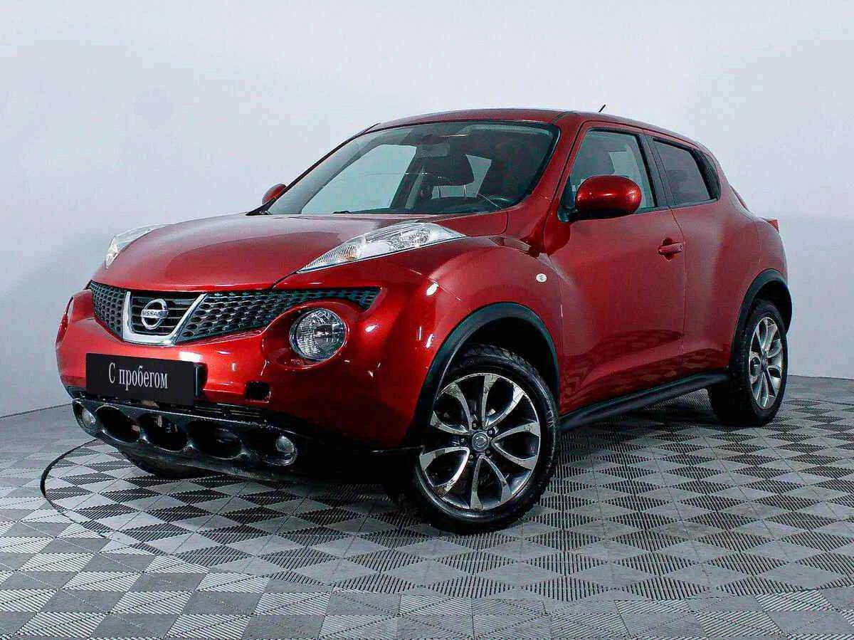 Nissan Juke, Красный, 2013, Вариатор, 117 л.с., цена от 770 000 руб.