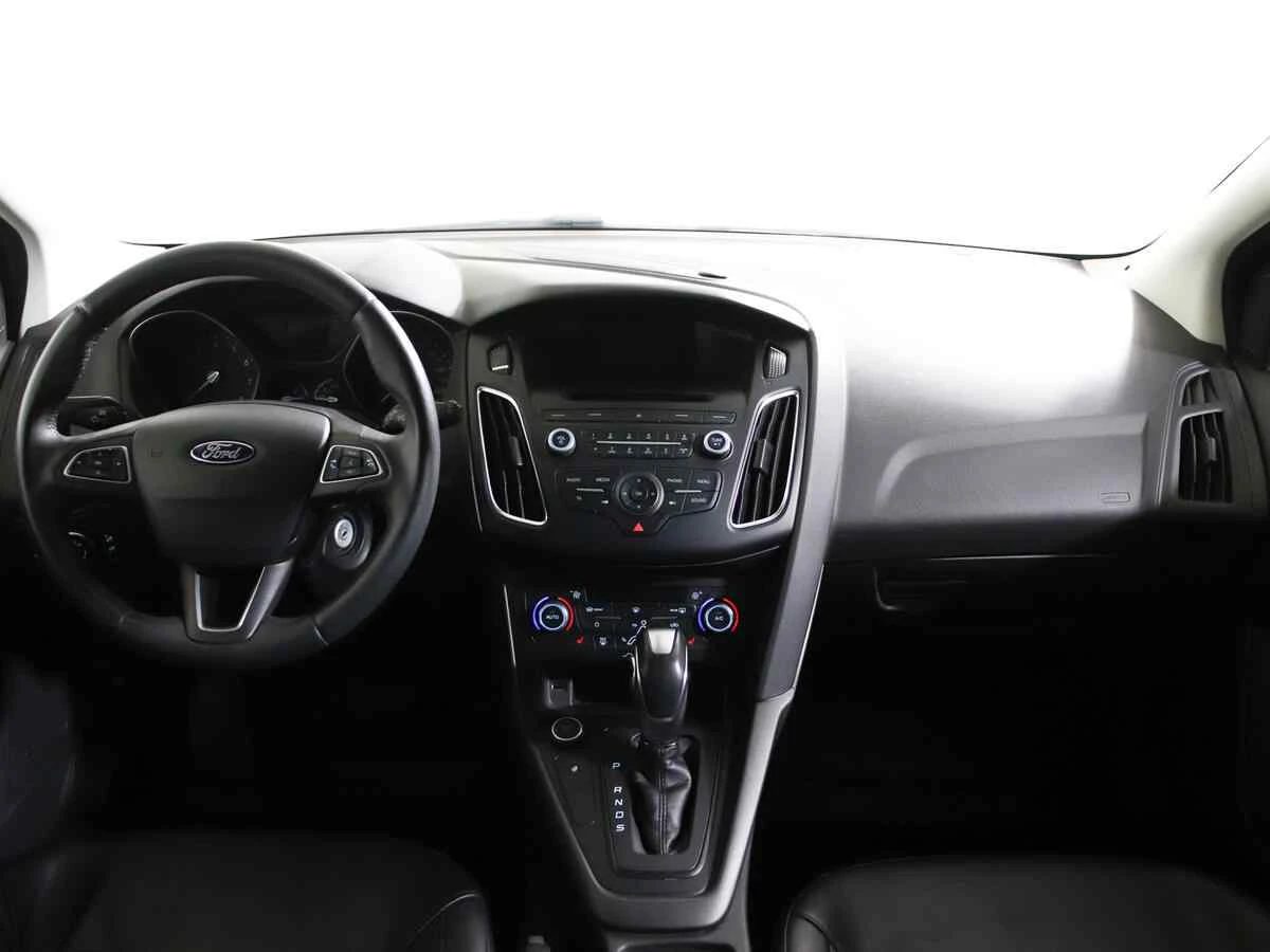 Ford Focus, Серый, 2018, Робот, 125 л.с., цена от 916 000 руб.