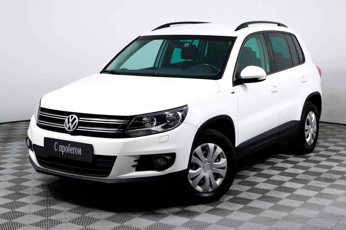 VOLKSWAGEN TIGUAN, Белый, 2016, Робот, 150 л.с., цена от 924 000 руб.