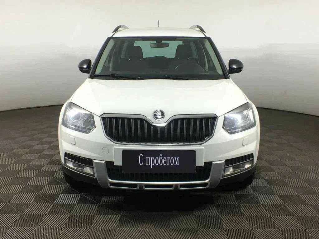 Skoda Yeti, Белый, 2016, Робот, 110 л.с., цена от 947 000 руб.
