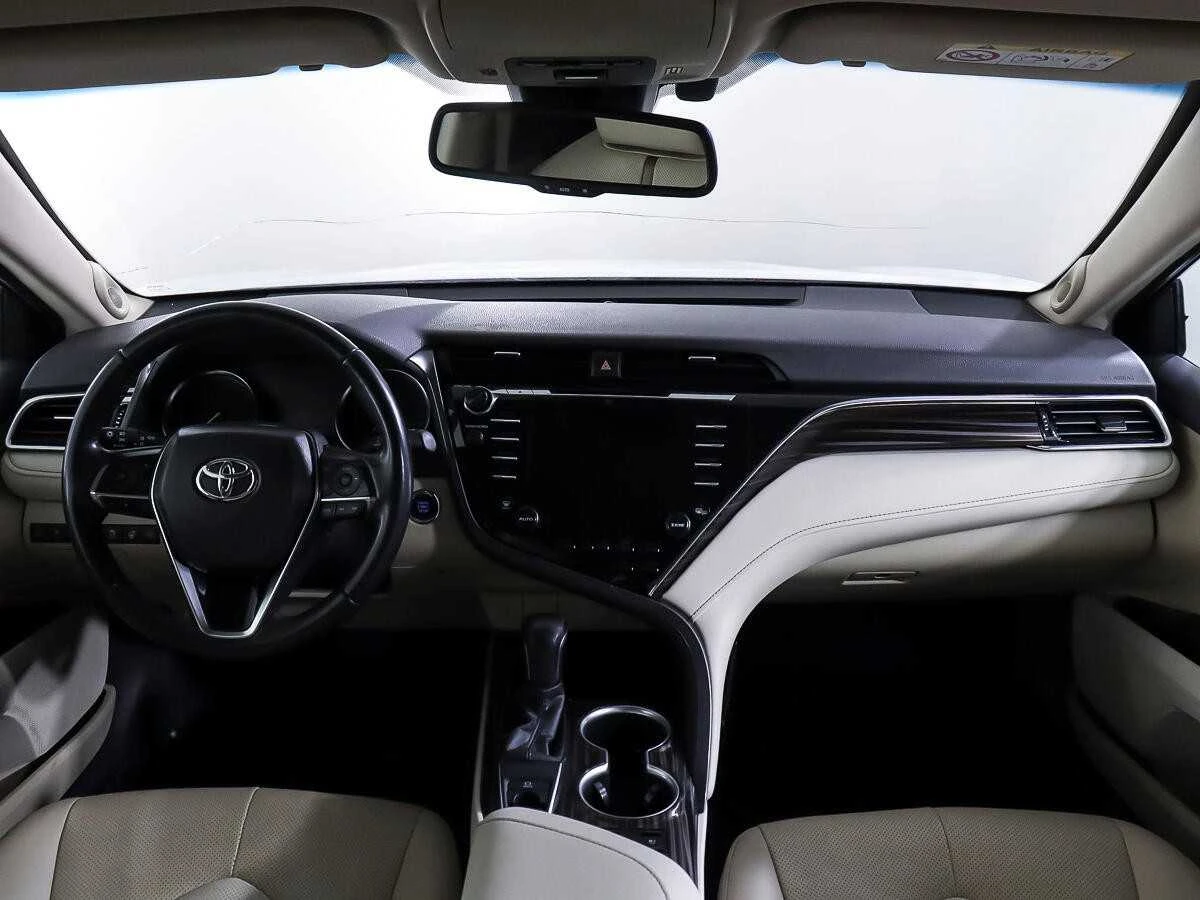 TOYOTA CAMRY, Белый, 2020, Автоматическая, 181 л.с., цена от 2 232 000 руб.