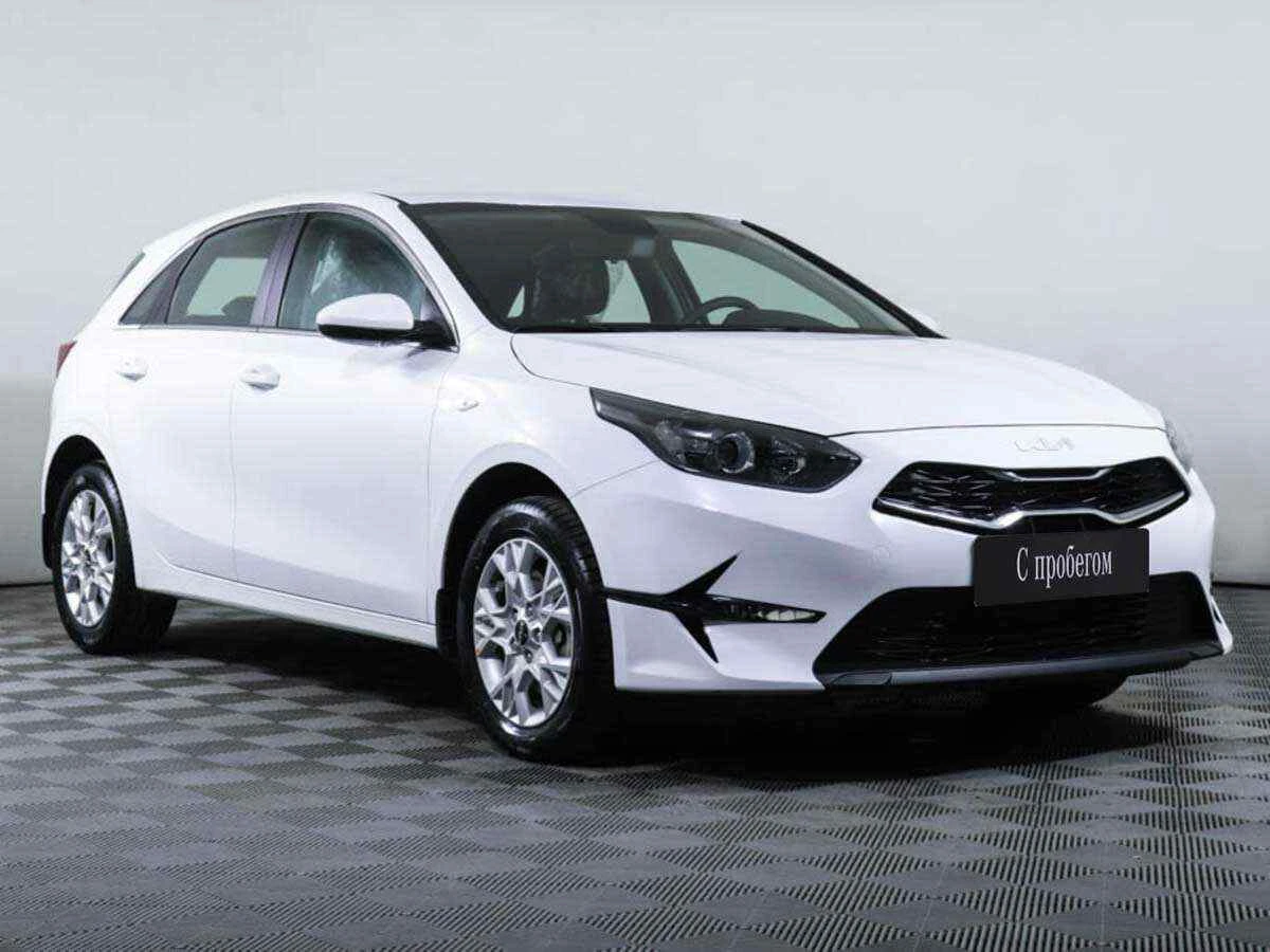 KIA Ceed, Белый, 2022, Автоматическая, 128 л.с., цена от 1 415 000 руб.