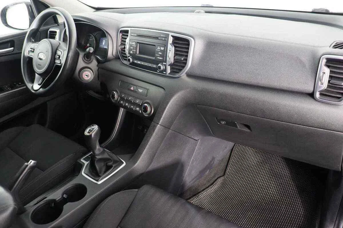 KIA Sportage, Черный, 2018, Механическая, 150 л.с., цена от 1 554 000 руб.