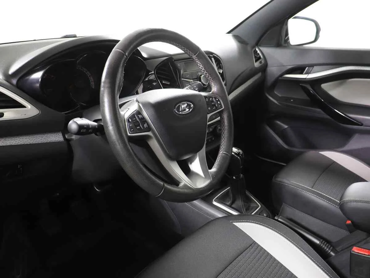 LADA Vesta SW Cross, Белый, 2017, Механическая, 106 л.с., цена от 504 000 руб.