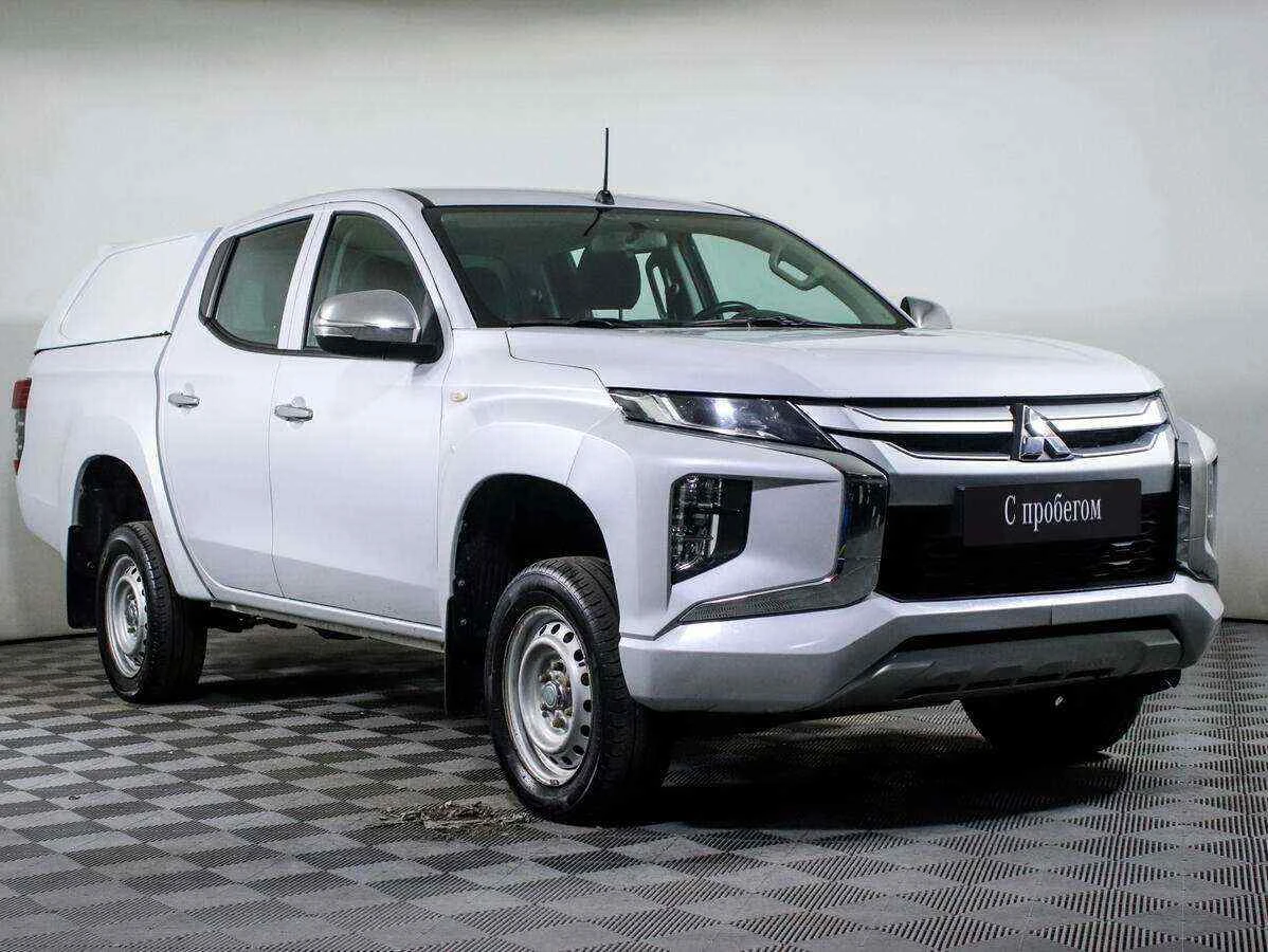 Mitsubishi L200, Белый, 2019, Автоматическая, 181 л.с., цена от 1 927 000 руб.