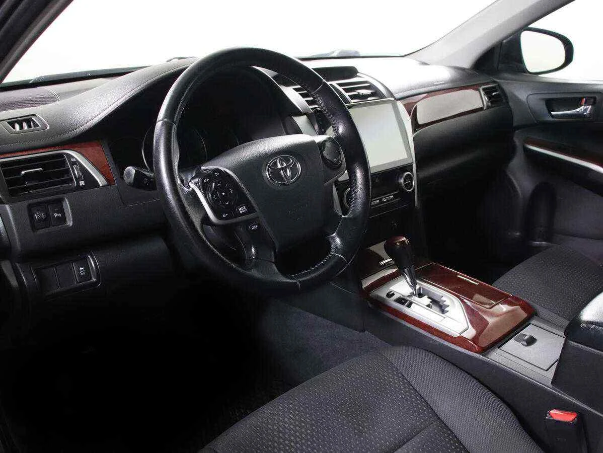 Toyota Camry, Черный, 2014, Автоматическая, 181 л.с., цена от 999 000 руб.