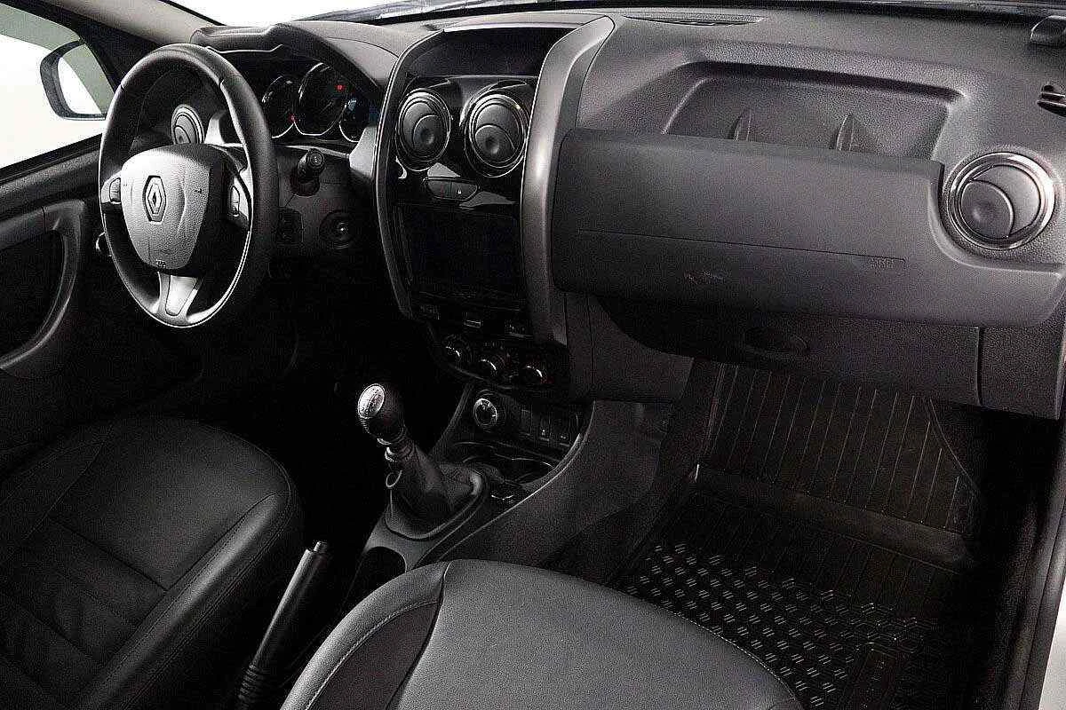 Renault Duster, Серебряный, 2018, Механическая, 143 л.с., цена от 1 418 000 руб.