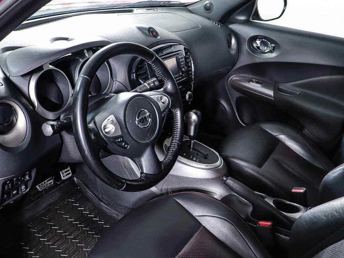 Nissan Juke, Красный, 2013, Вариатор, 117 л.с., цена от 547 000 руб.
