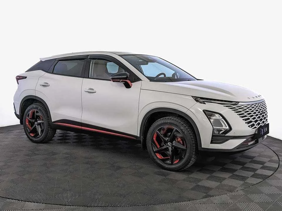 OMODA С5, Белый, 2022, Вариатор, 147 л.с., цена от 1 428 000 руб.