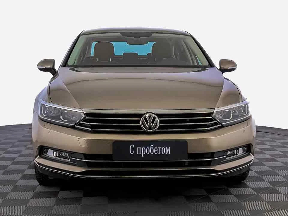 VOLKSWAGEN PASSAT, Коричневый, 2016, Робот, 180 л.с., цена от 1 705 600 руб.