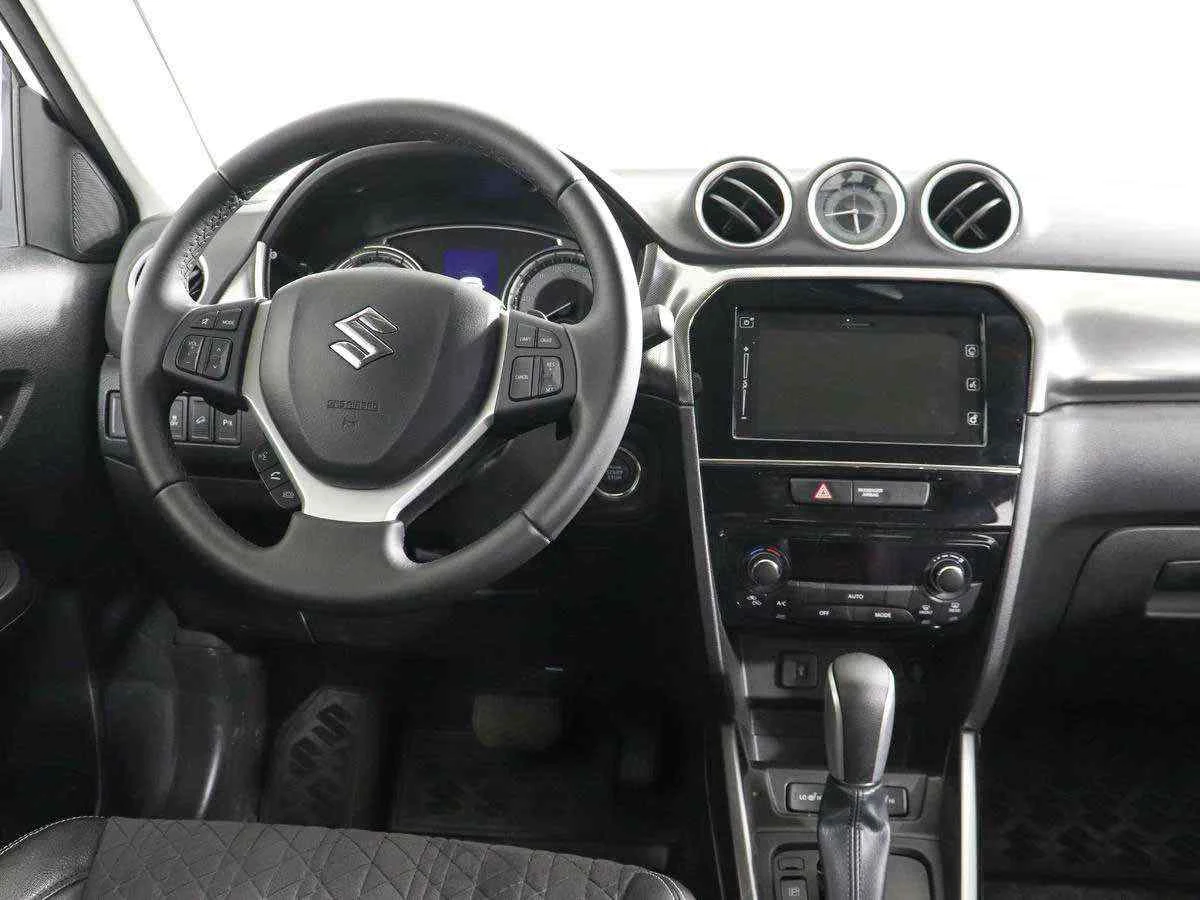 Suzuki Vitara, Белый, 2019, Автоматическая, 140 л.с., цена от 1 680 000 руб.