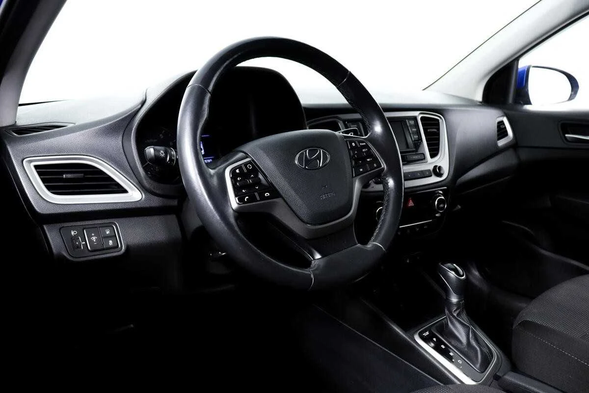 HYUNDAI SOLARIS, Синий, 2019, Автоматическая, 123 л.с., цена от 968 000 руб.